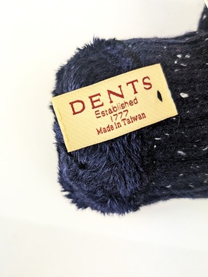 ★定価7,150円・新品未使用★ デンツ DENTS　ニット×ボアフリースライニンググローブ　タッチスクリーン対応　ネイビー　フリーサイズ
