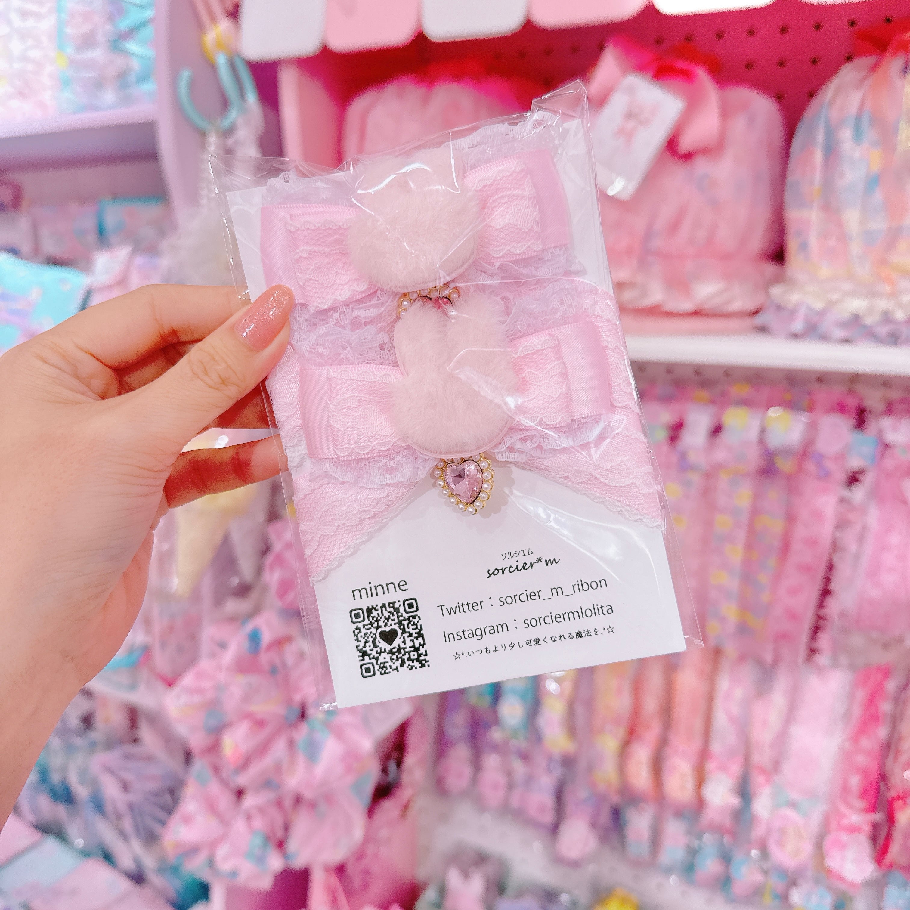 【E10】7-3ツインヘアクリップ