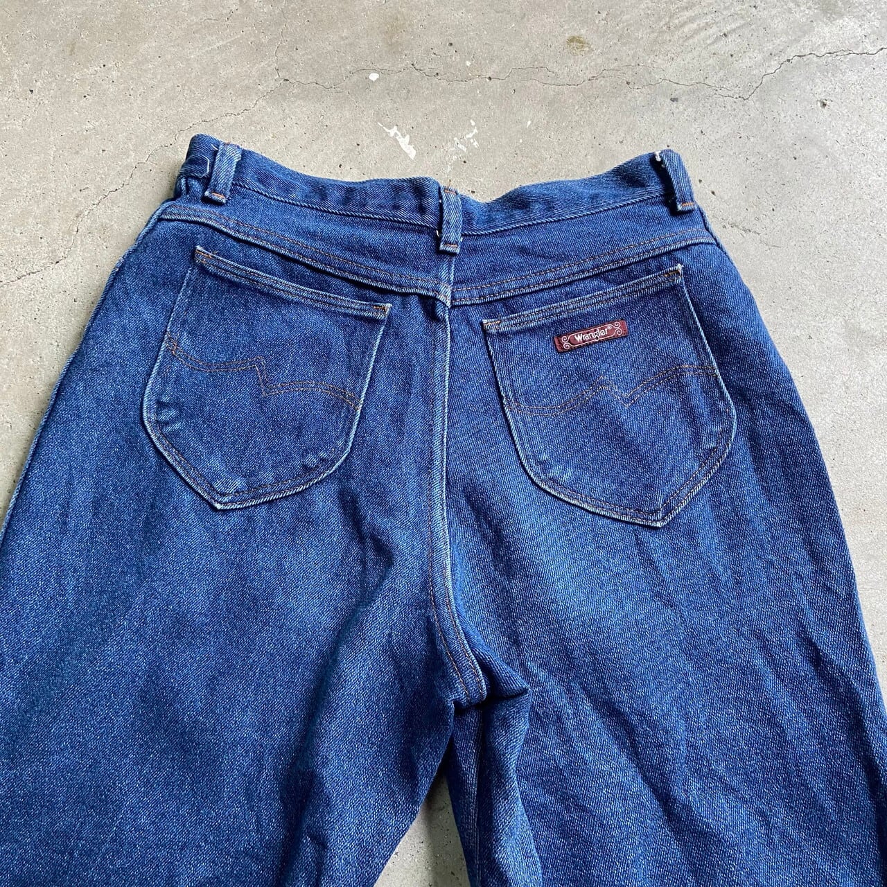 90年代 USA製 Wrangler ラングラー テーパード ストレッチデニムパンツ レディースW30 古着 90s ビンテージ ヴィンテージ  濃色【デニムパンツ】【CS2212-50】【AN20】【PS2307P】 | cave 古着屋【公式】古着通販サイト