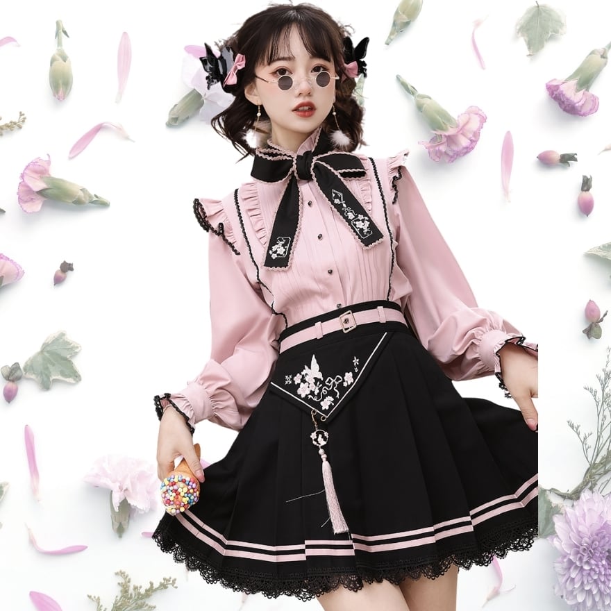 デカルチャイナタウン　タッセルコンプセット ポストカードセット付き サブカル 服 地雷系 通販 春の新作 華ロリ セットアップ 2点セット