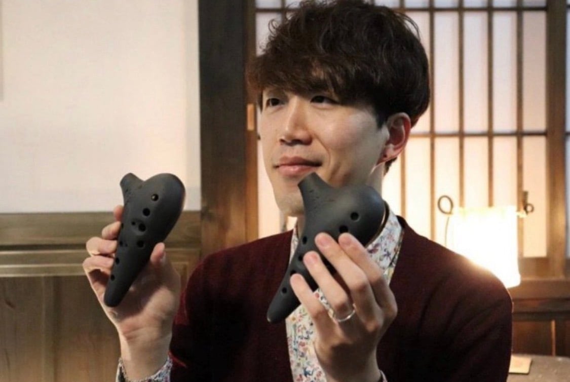 カンターレ　オカリナ 黒 ケース付き Amazon | カンターレオカリーナ GRシリーズ4C管 黒陶 | オカリナ