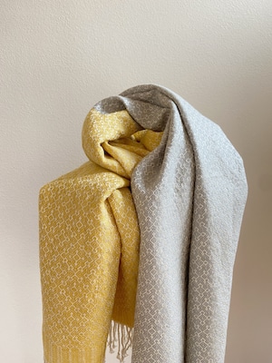 Hand-woven scarf / Rocca Yellow  手織りシルクのショール 六花イエロー　