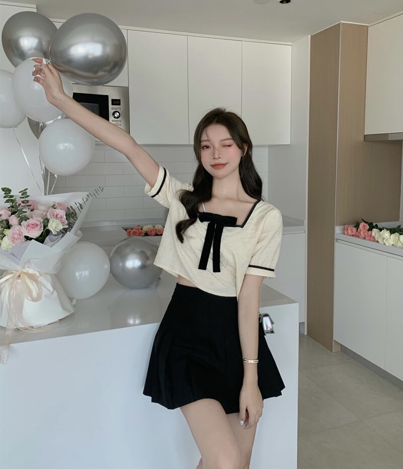 Tシャツ リボンカラー薄手ショートルーズトップス サマースタイル 夏物 スクウェア ブラックストロベリース15706064179