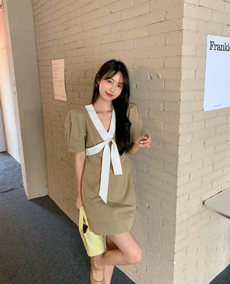 スリーブウェストショートスカート サマースタイル半袖 レース ハーフスリーブ 夏物 レースアップ ブラックストロベリース42847748394