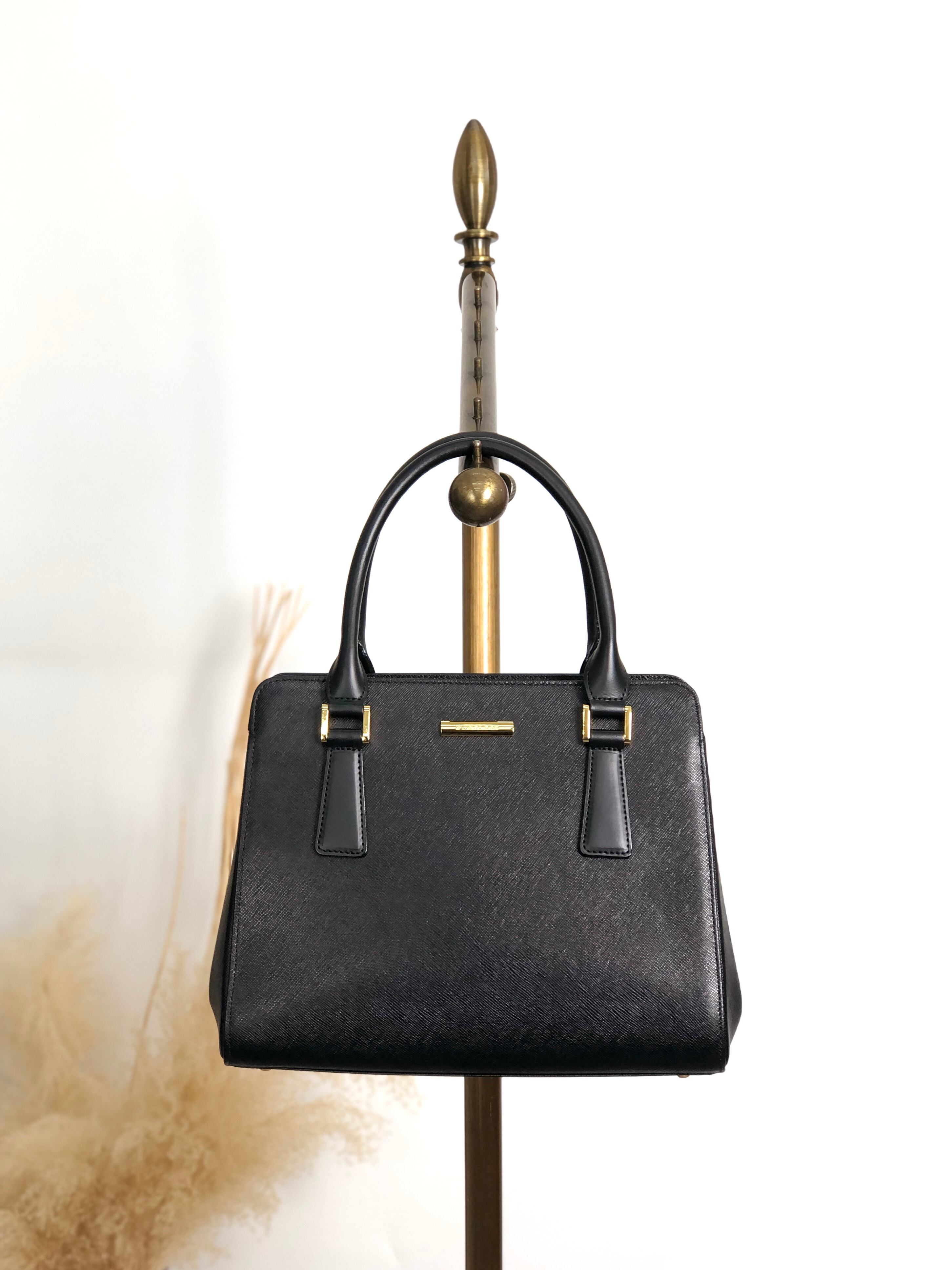 BURBERRY バーバリー ハンドバッグ ブラック ロゴ レザー vintage ヴィンテージ オールド imtu4e