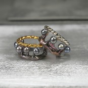 ルリホコリ イヤーカフ