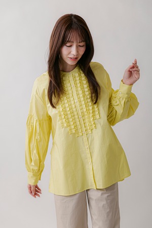 P251-29009 バンドカラーフリルブラウス