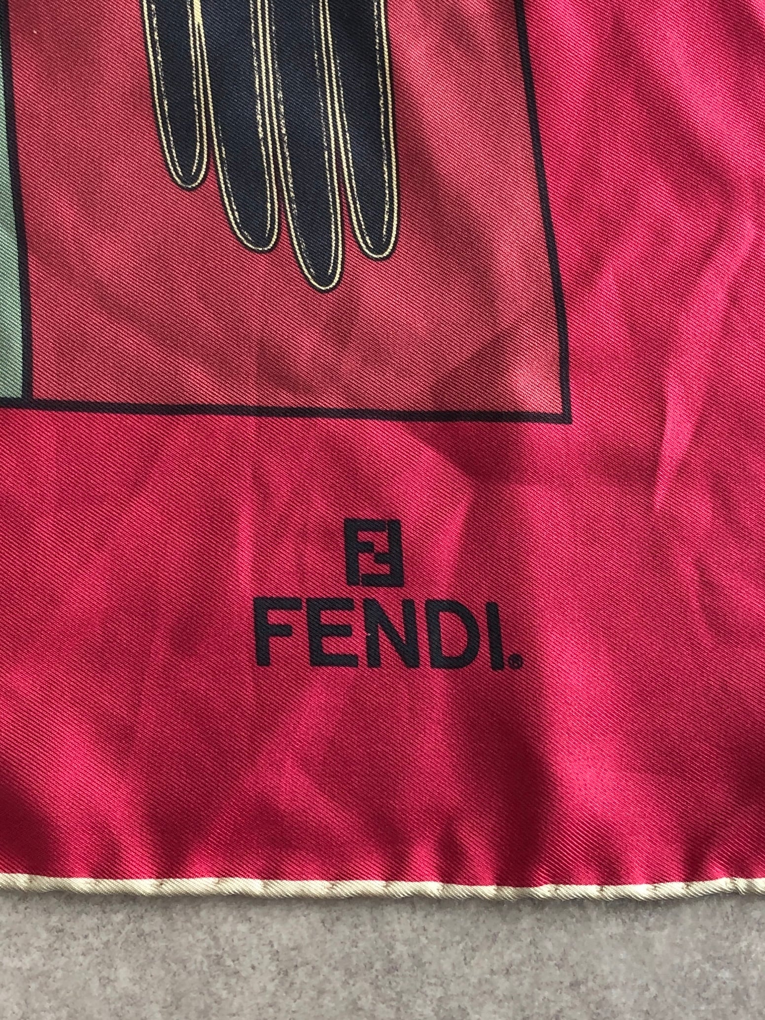 FENDI フェンディ スカーフ ピンク 手袋モチーフ シルク vintage