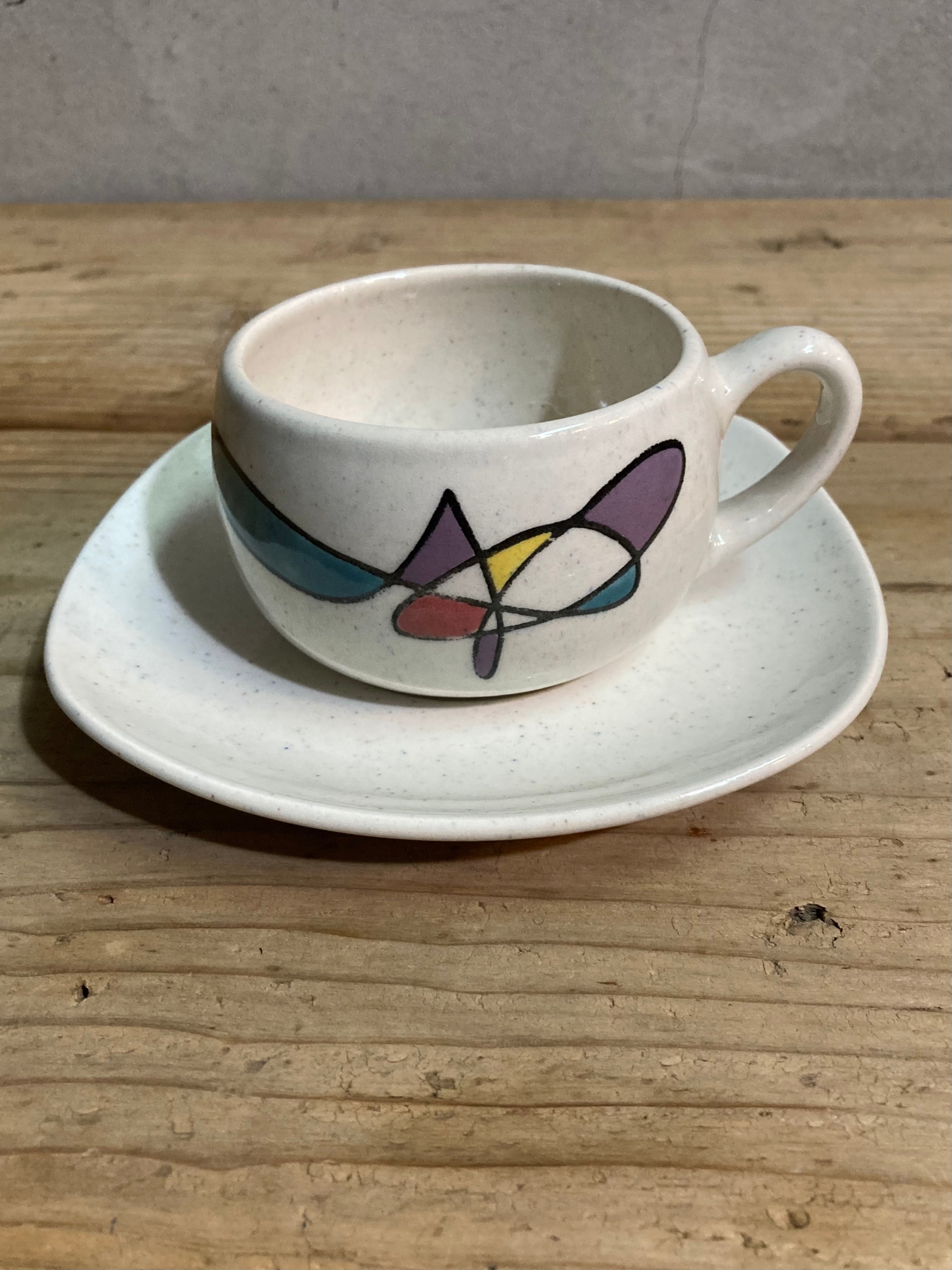 VINTAGE CUP&SAUCER (beady antiques)