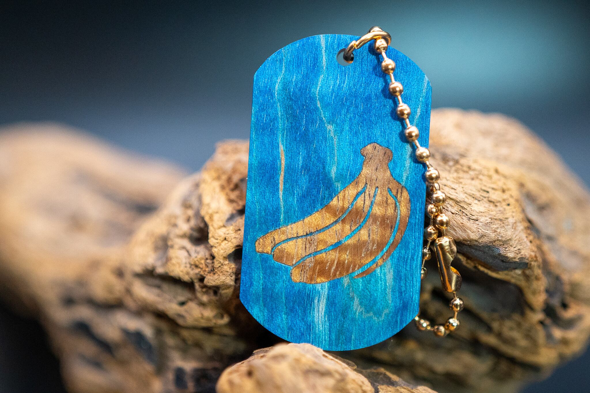 スタビライズウッド メープル ドッグタグ 象嵌 ポップなバナナ