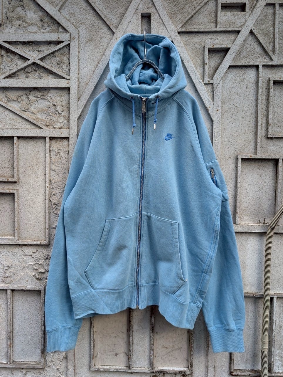 "NIKE" zip up hoodie