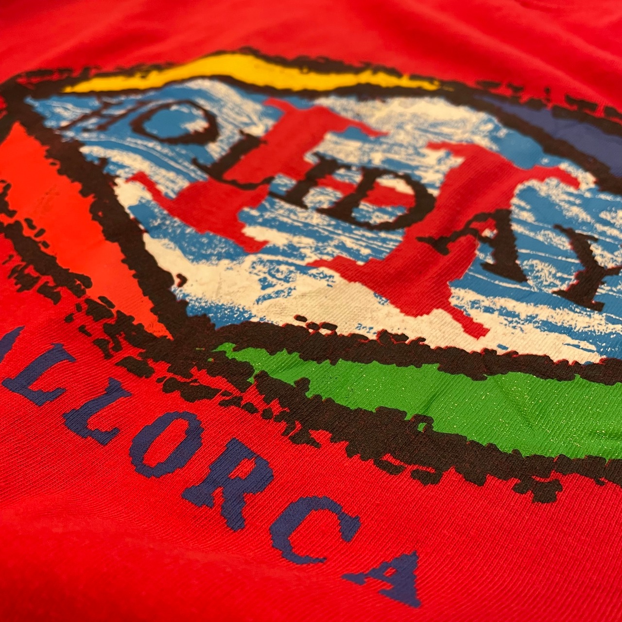 【YOOL】スペイン製 プリントTシャツ X-Large 赤 HOLIDAYS us古着