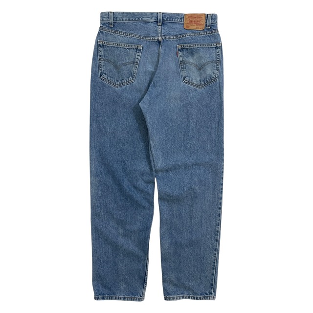 90-00's Levi's 550 "Relaxed Fit" (36x32) - light indigo