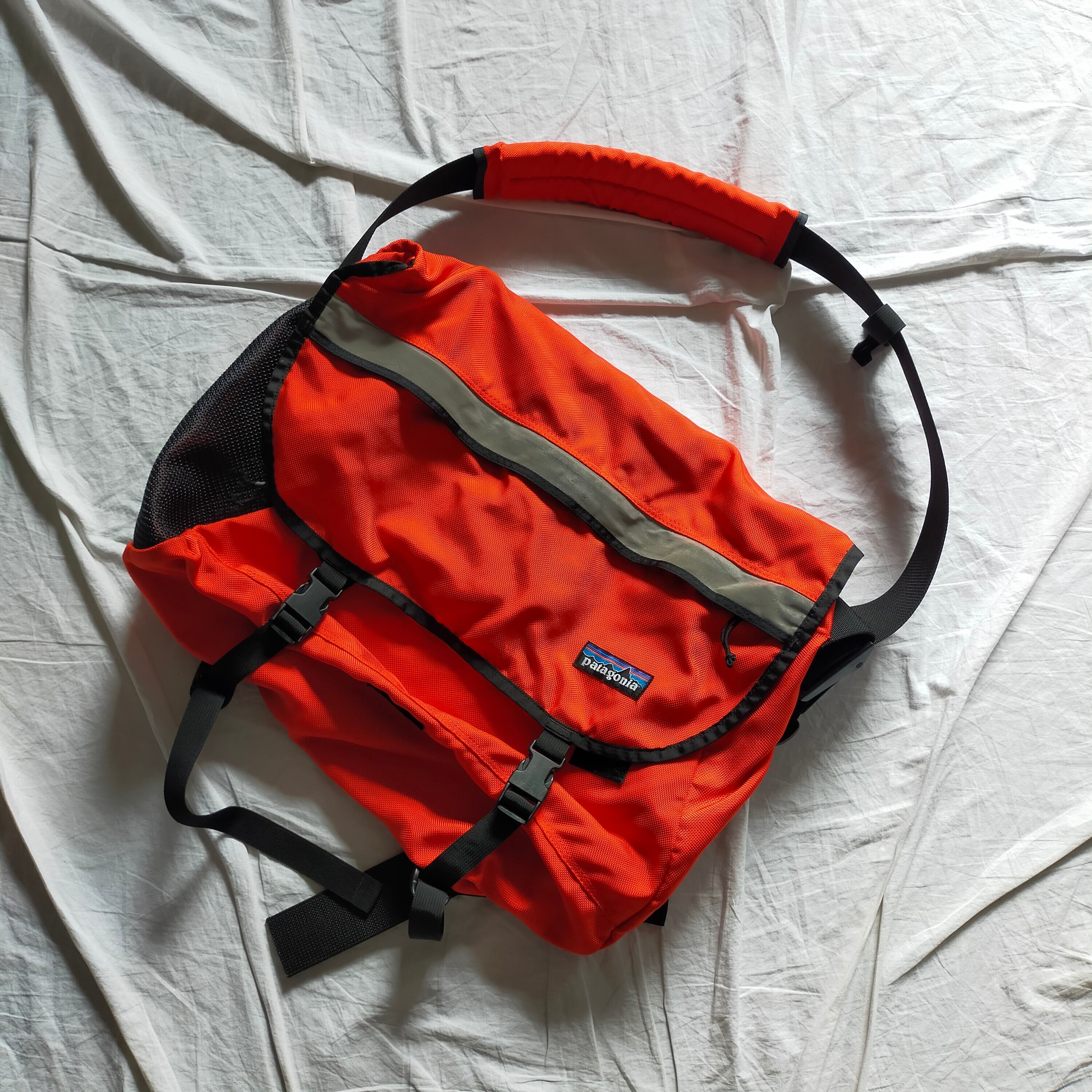 00s patagonia criticalmass messenger bag | somnolence