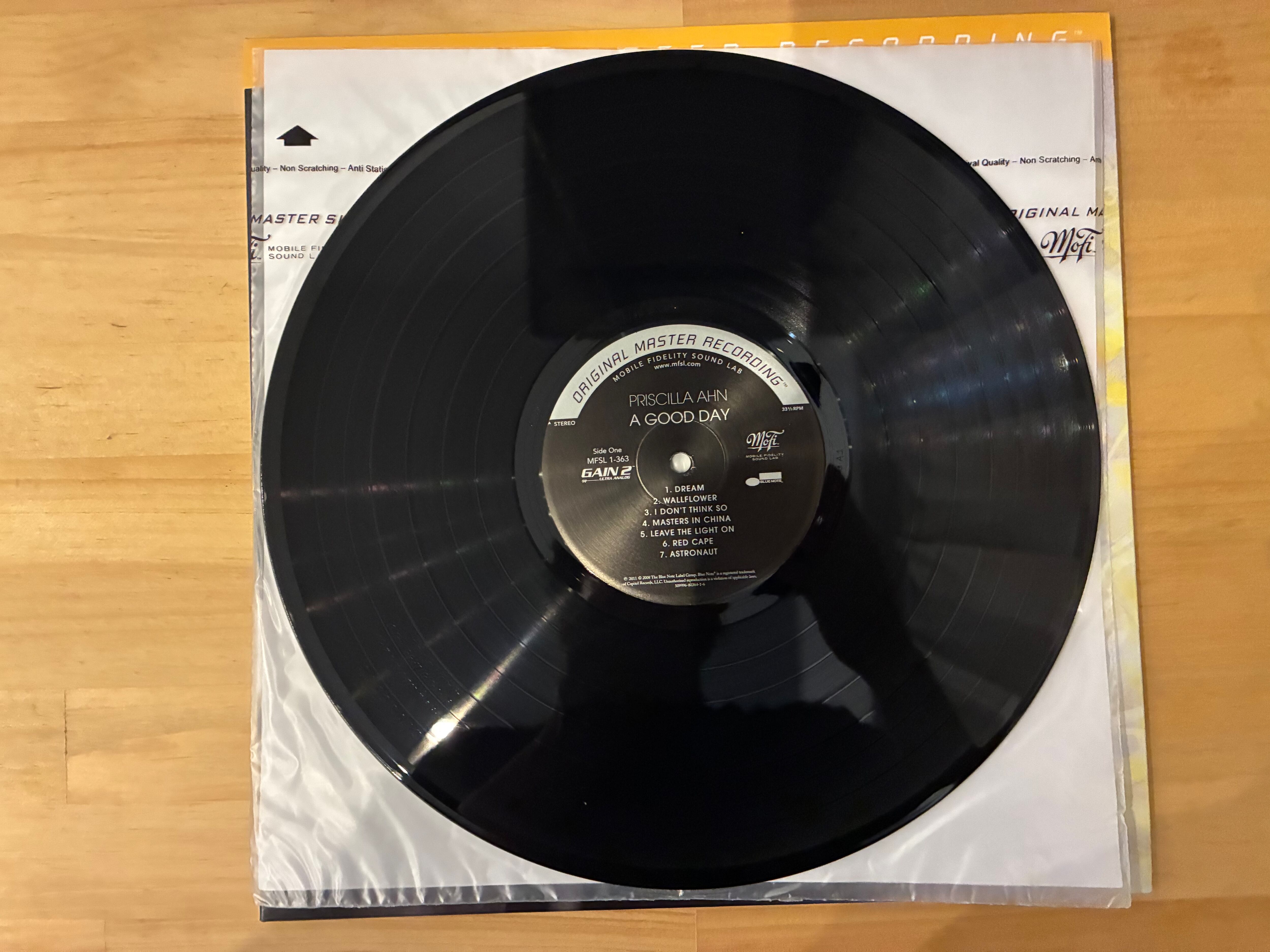 PRISCILLA AHN / A GOOD DAY | sixteen records (シックスティーン