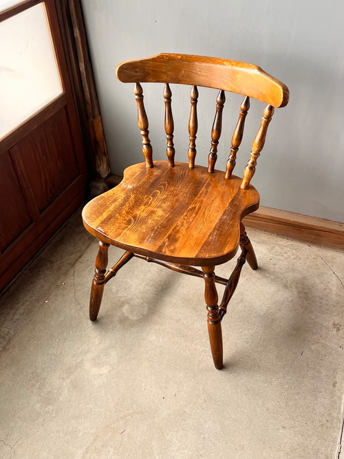 レトロなウィンザーチェア3