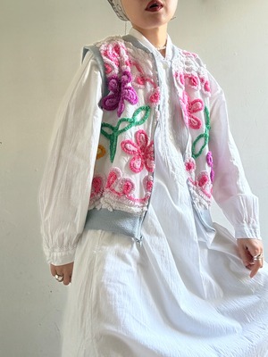 80s Vintage "Damze" Chenille Vest