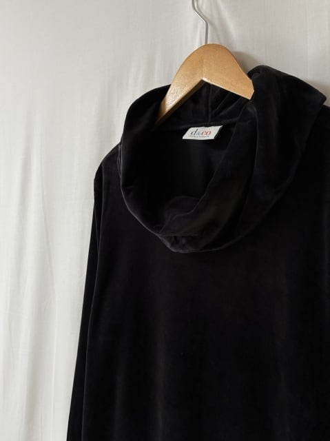 Solid Color Velour Turtle Neck Cut and Sewn