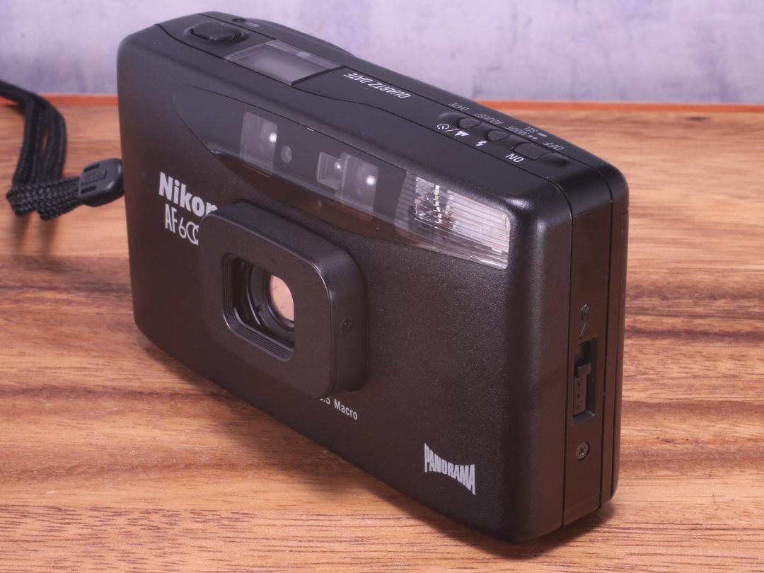 Nikon AF 600 Macro | Totte Me Camera