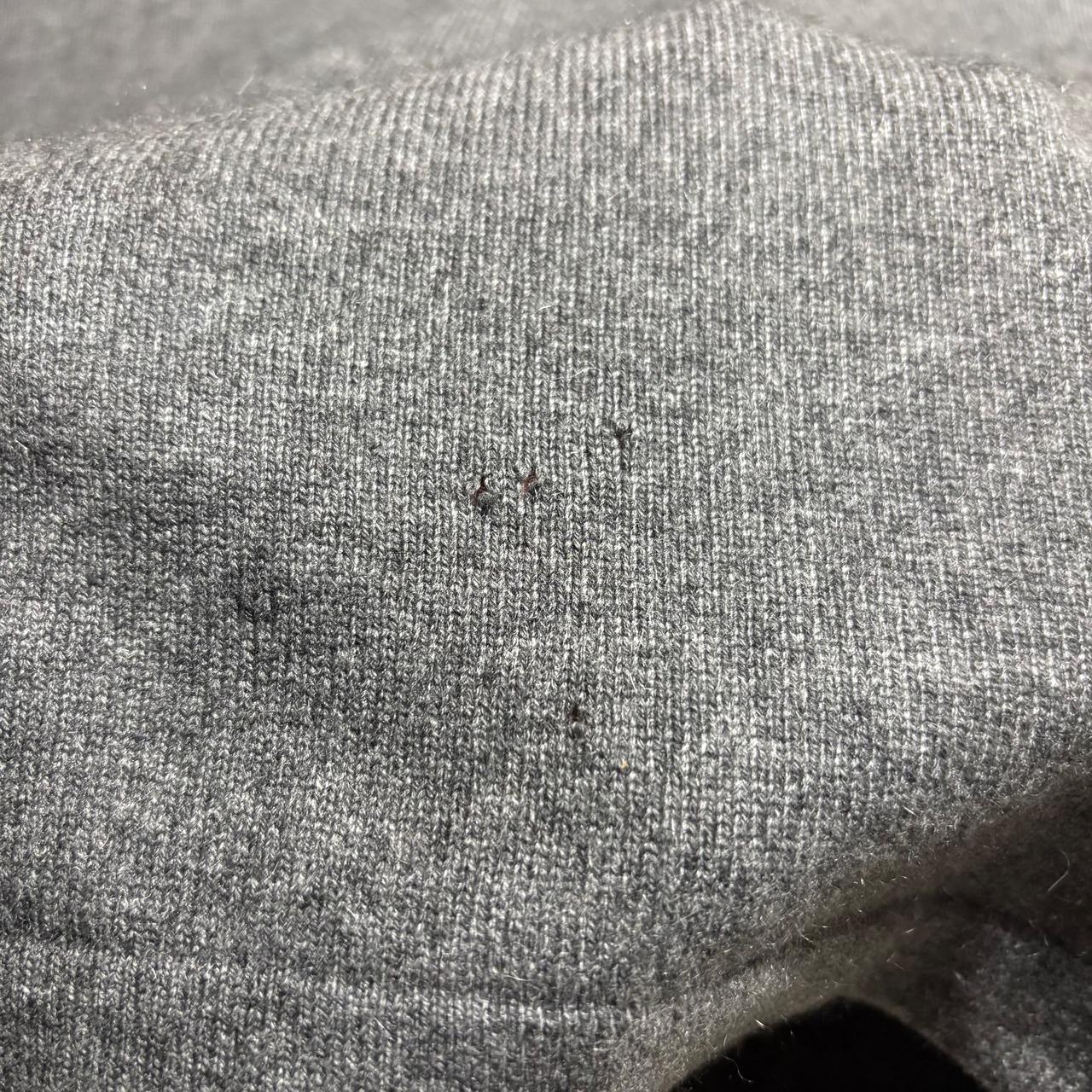 PERRY ELLIS pure cashmere turtleneck sweater