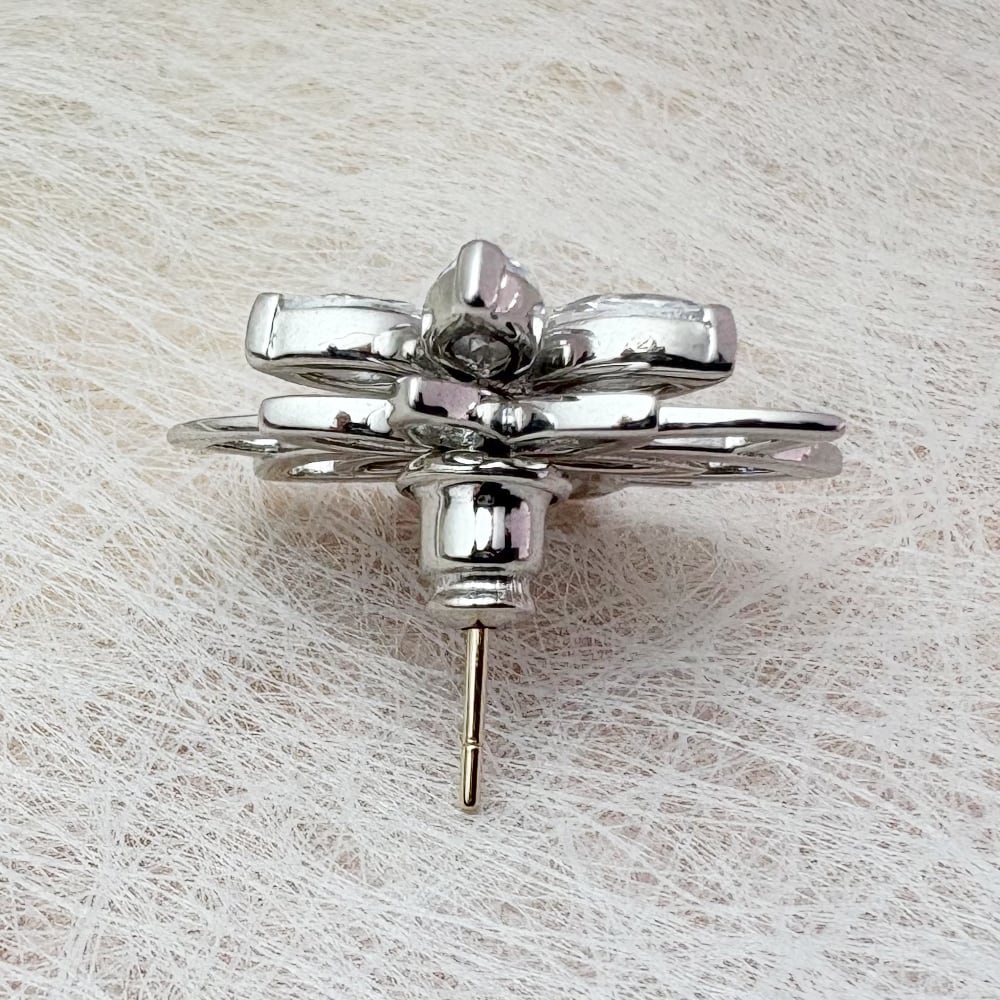 一点もの】【限定品】ブロッサムバックキャッチピアス エレノア