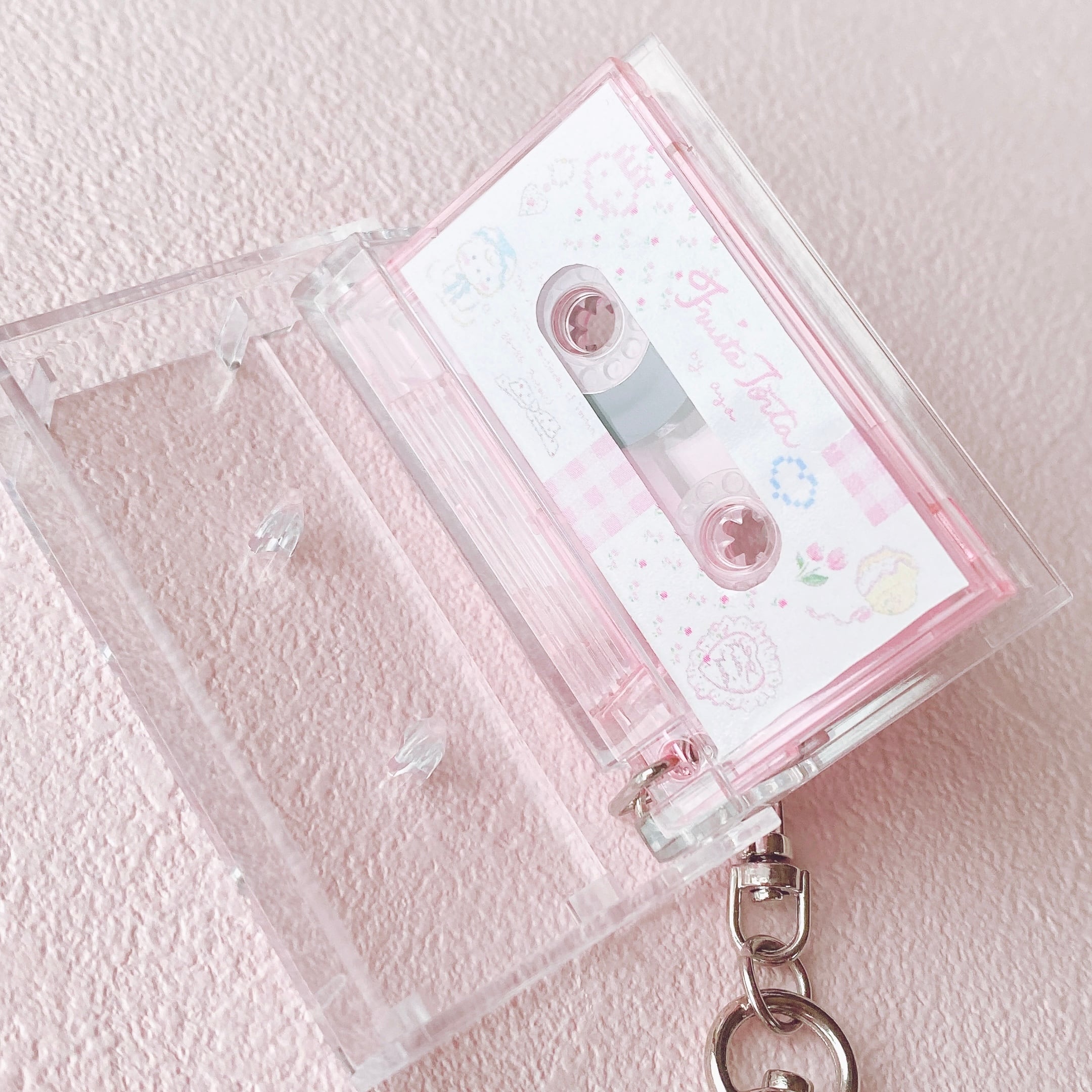 音楽再生ミニカセット꙳いちごゼリーPinkキーホルダー
