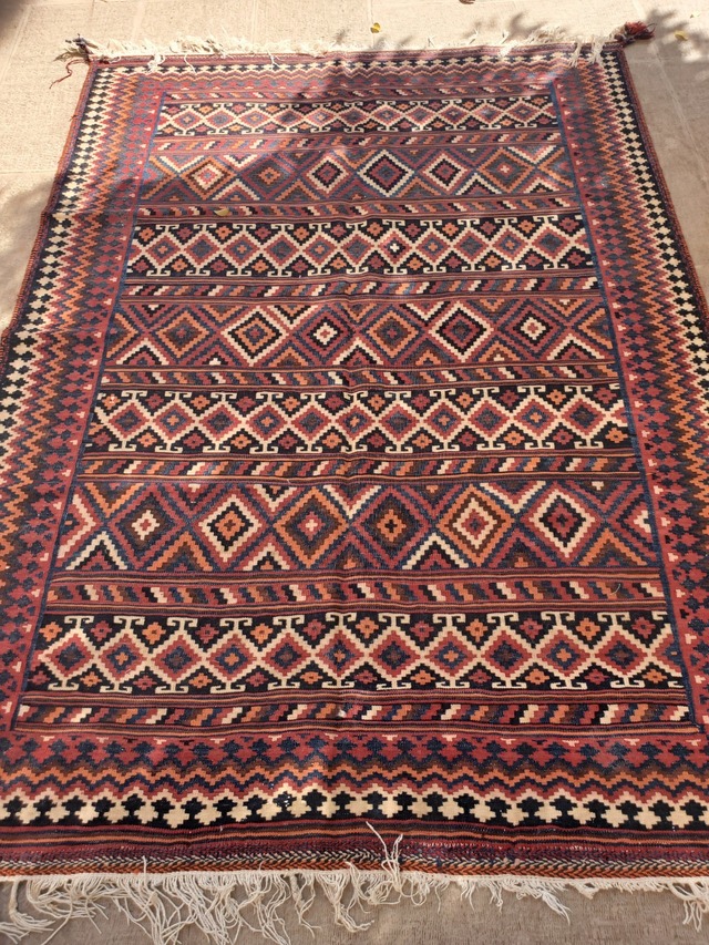 絨毯クエスト45【No.1】Kilim ※現在、こちらの商品はイランに置いてあります。ご希望の方は先ずは在庫のご確認をお願いします。