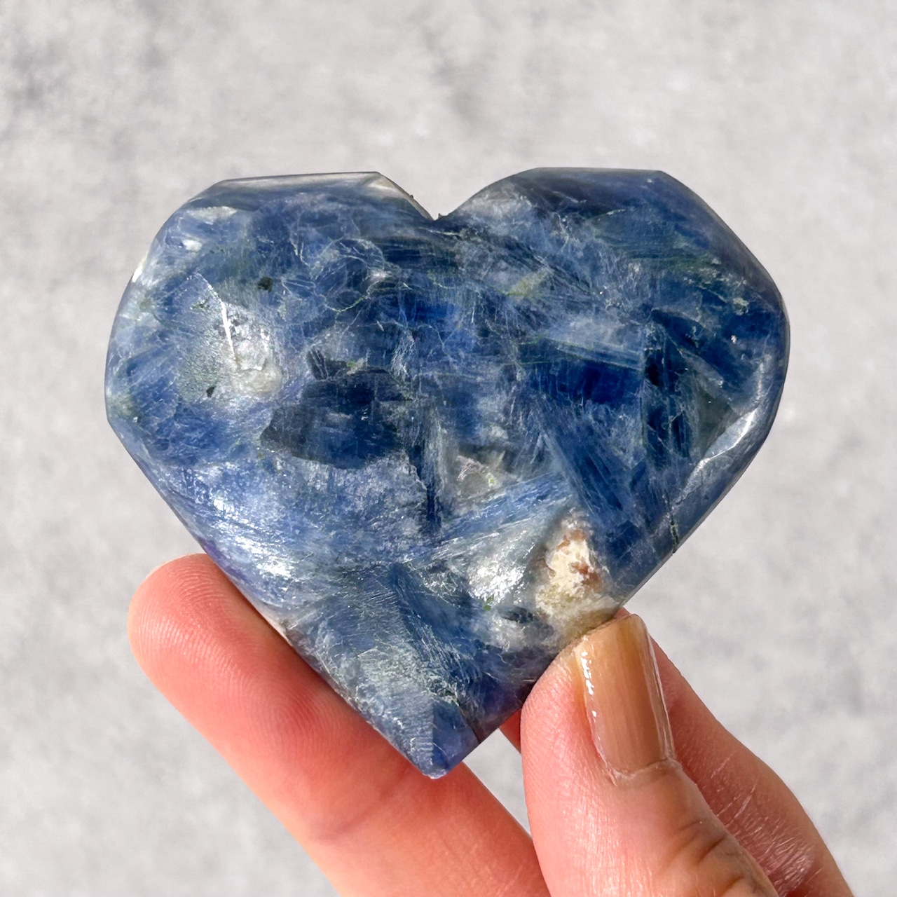 カイヤナイト ハート * Kyanite * 天然石