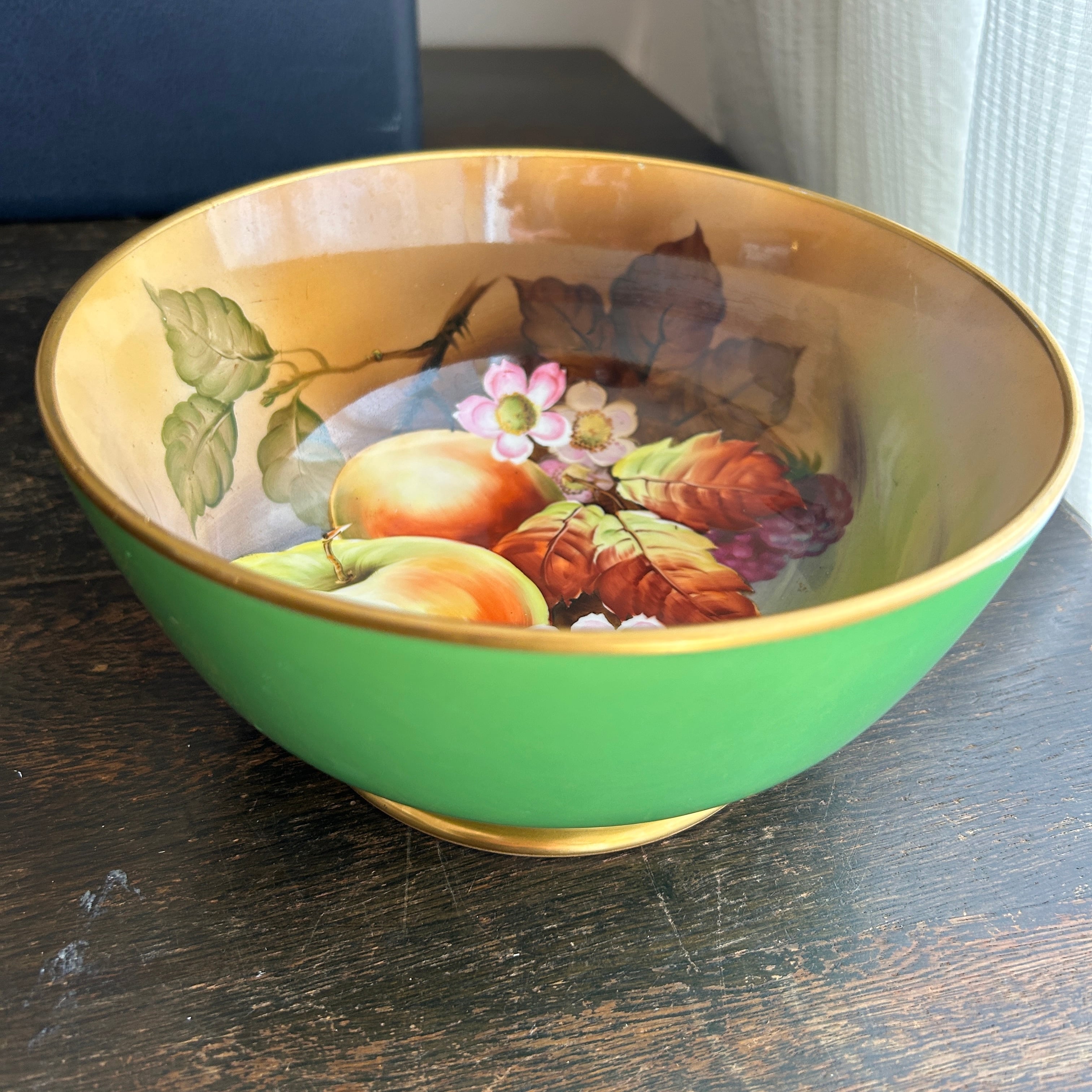 Old Noritake 国内向けの端正なフルーツボウル