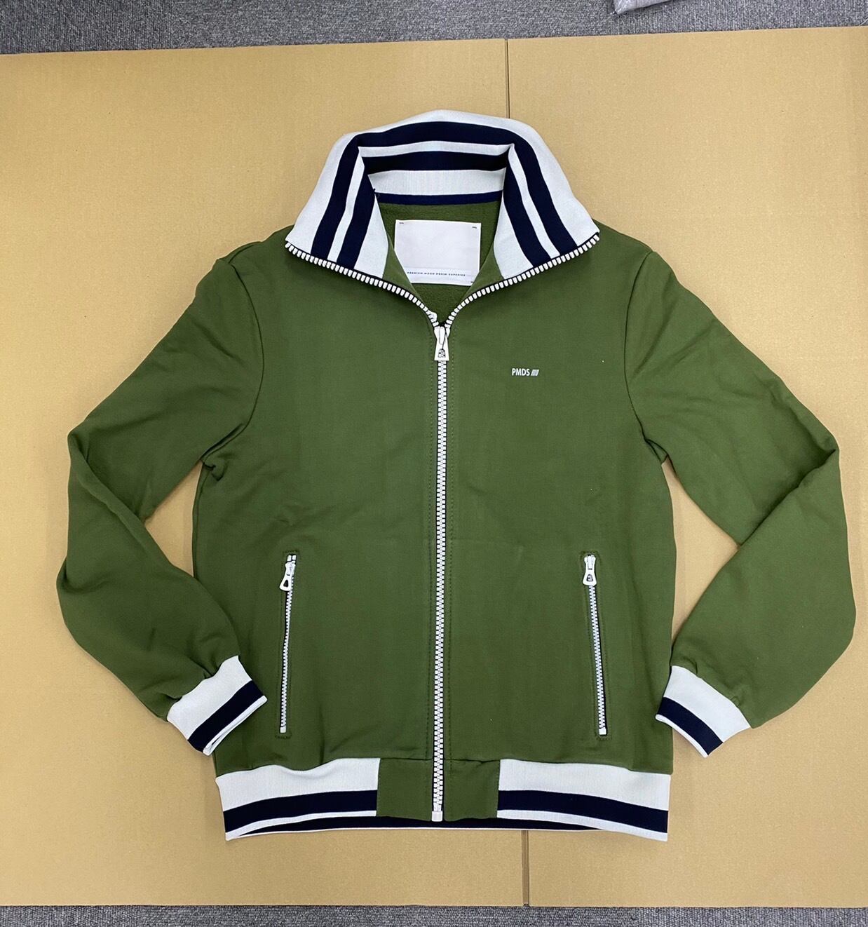 PMDSデカチャックLINE入りパーカー | Dress Up