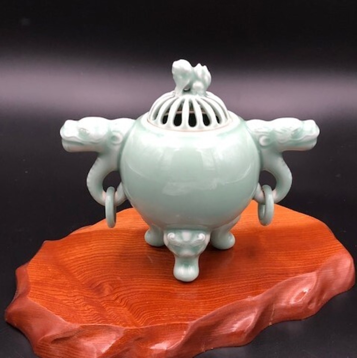 時代古作品❗】青磁菓子鉢 鉢 潜り込み 三田青磁 龍泉窯 鍋島青磁 伊万里