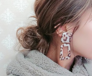 Leopard pierce beige［送料無料］/レオパードピアス