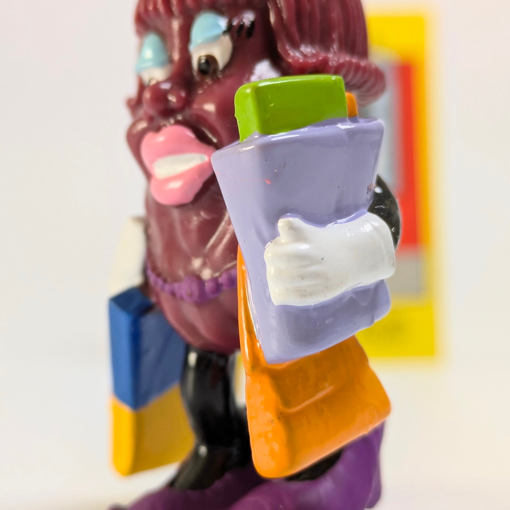 ☆ VINTAGE 1991 ☆ 【California Raisins（カリフォルニアレーズン）】『 Anita Break ( アニータ・ブレイク ) / Hardee's / CARD有り 』 ハーディーズミールトイシリーズ / PVC フィギュア ビンテージトイ 〚アメリカン雑貨 アメトイ〛