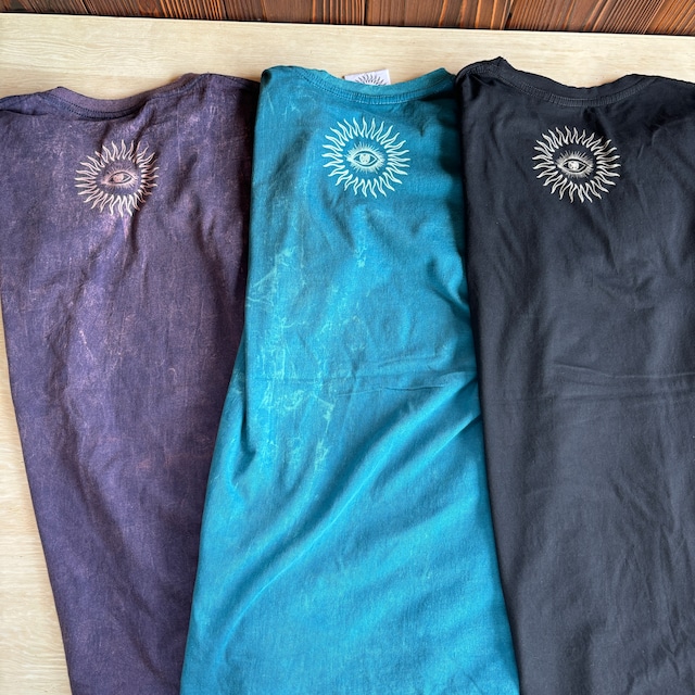 ユニセックス 月と太陽ティシャツ