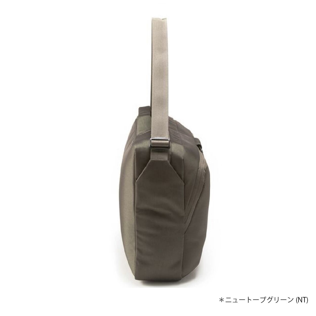 THE NORTH FACE ノースフェイス シャトルショルダー Shuttle Shoulder ユニセックス unisex バッグ bag 鞄  ショルダーバッグ PC収納 タブレット収納 コーデュラ 高強度 サスティナブル NM82219