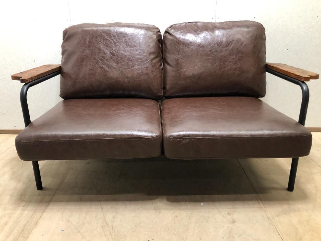 ソフトレザー　鉄脚　2人掛け　ソファ　肘付き　75050-1-010 ソフトレザー 鉄脚 2人掛け ソファ 肘付き 75050-1-010 | みなと屋本舗