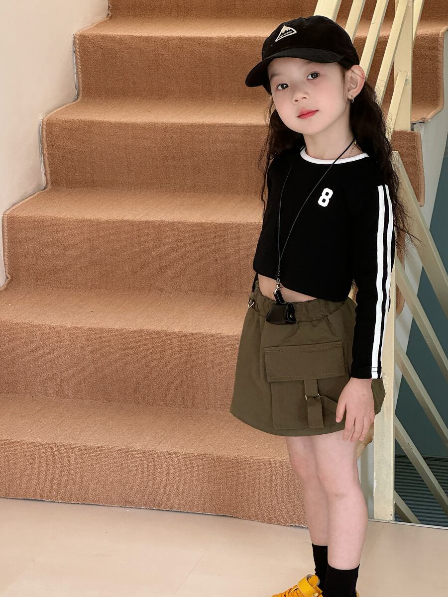 8サイドラインショート丈Tシャツ