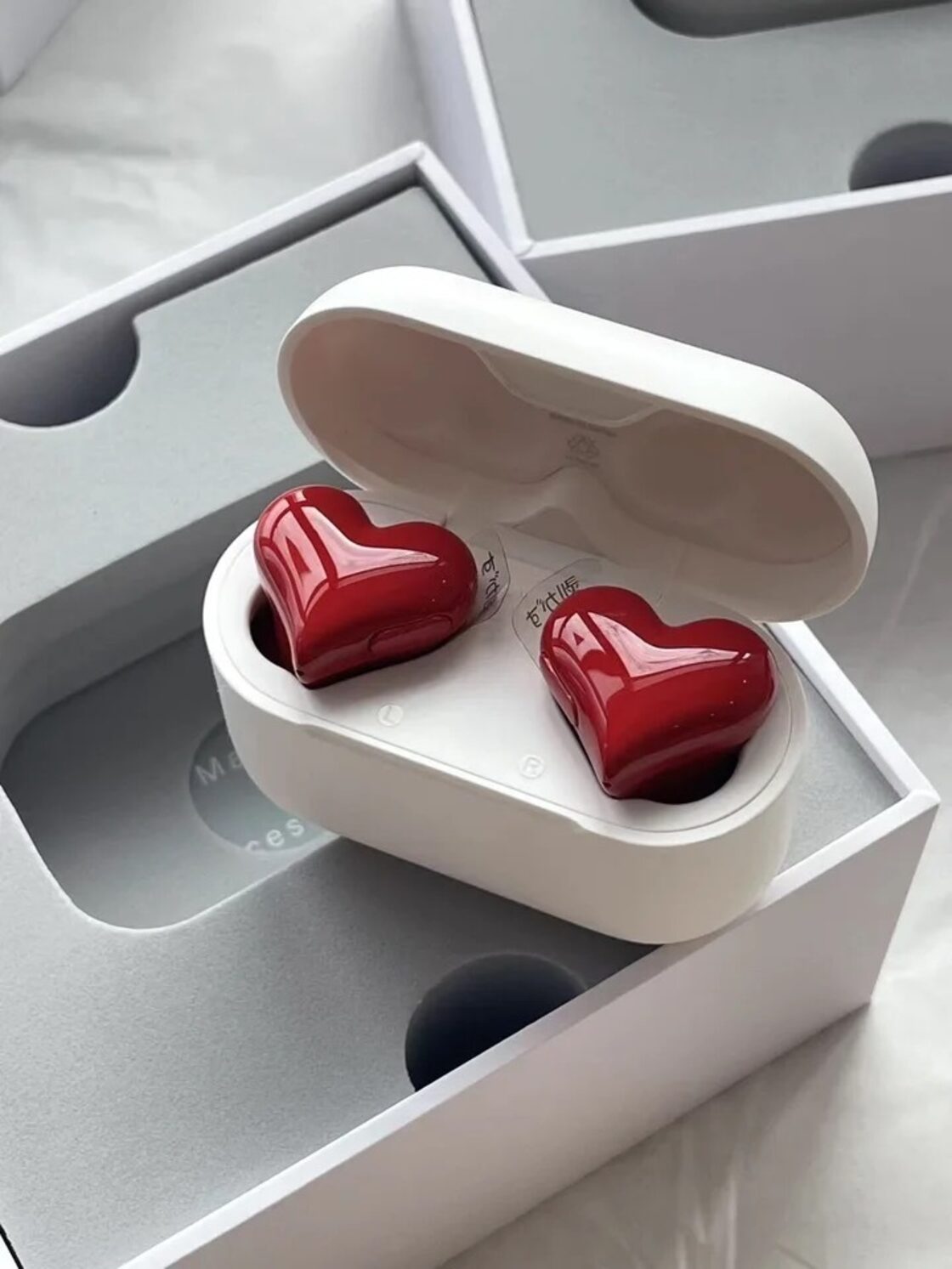 Bluetooth ワイヤレスヘッドフォンハート型イヤホン女性イヤホン高品質 