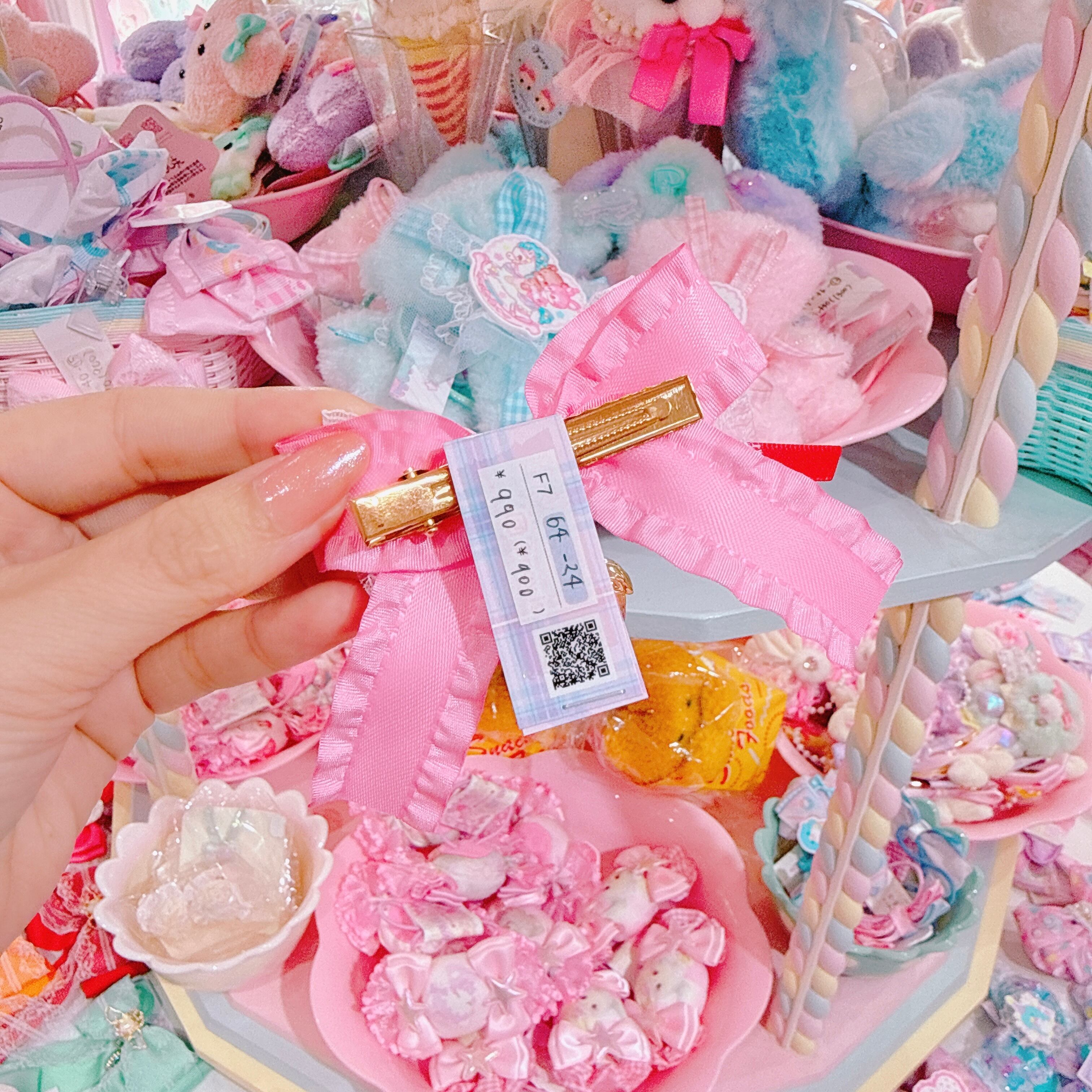 【F7】64-24いちごリボンヘアクリップ