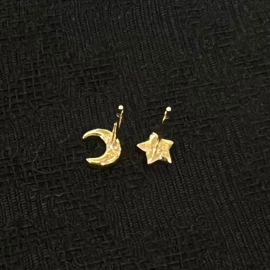 web限定[symbol] moon star stud earrings（single earring