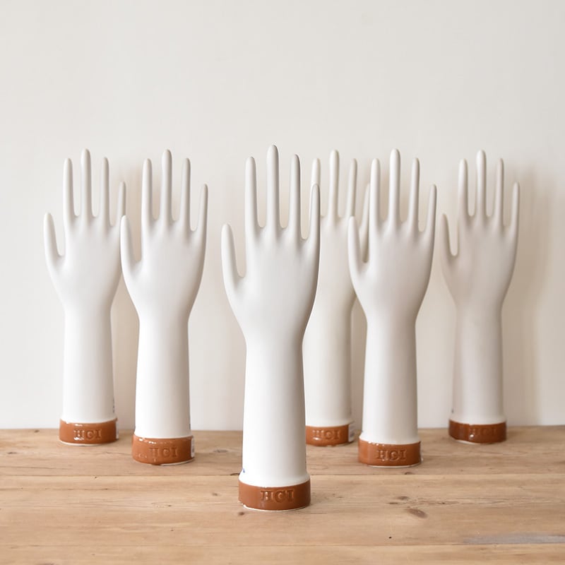 Ceramic Glove Mold / 陶器のゴム手袋の型 / 2112JD-003 | BANSE