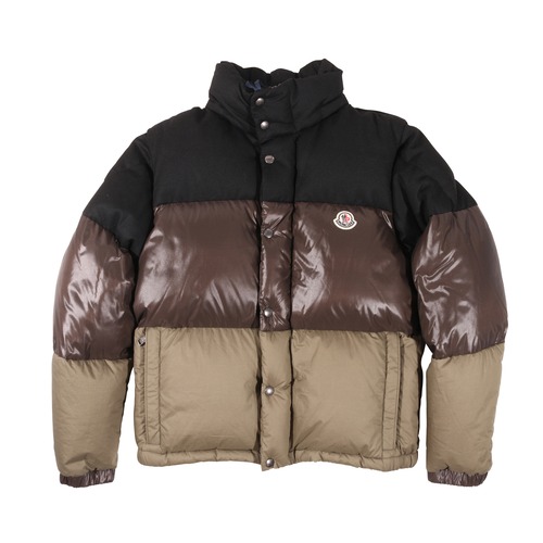 MONCLER(モンクレール) ダウンジャケット AVEILLAN 31662