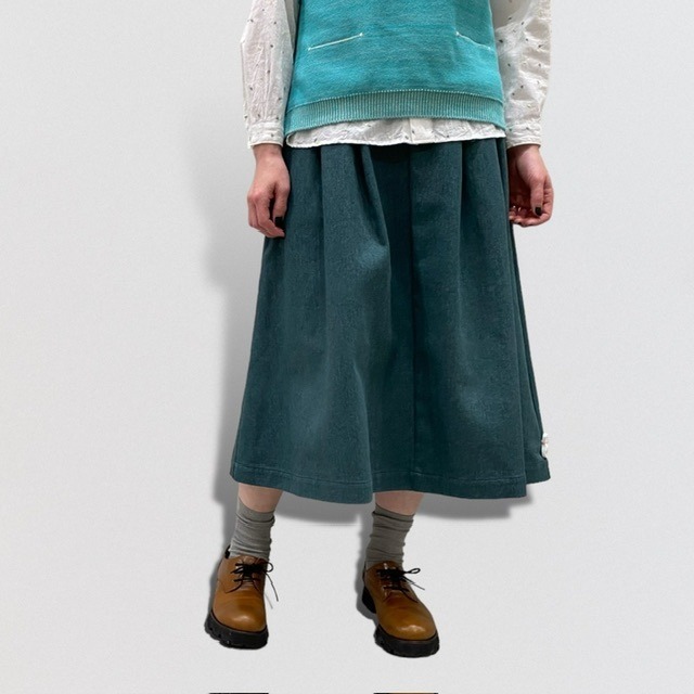 vm unevenly dyed tuck skirt