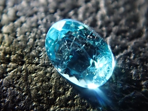 ブラジル産パライバトルマリン 0.069ct