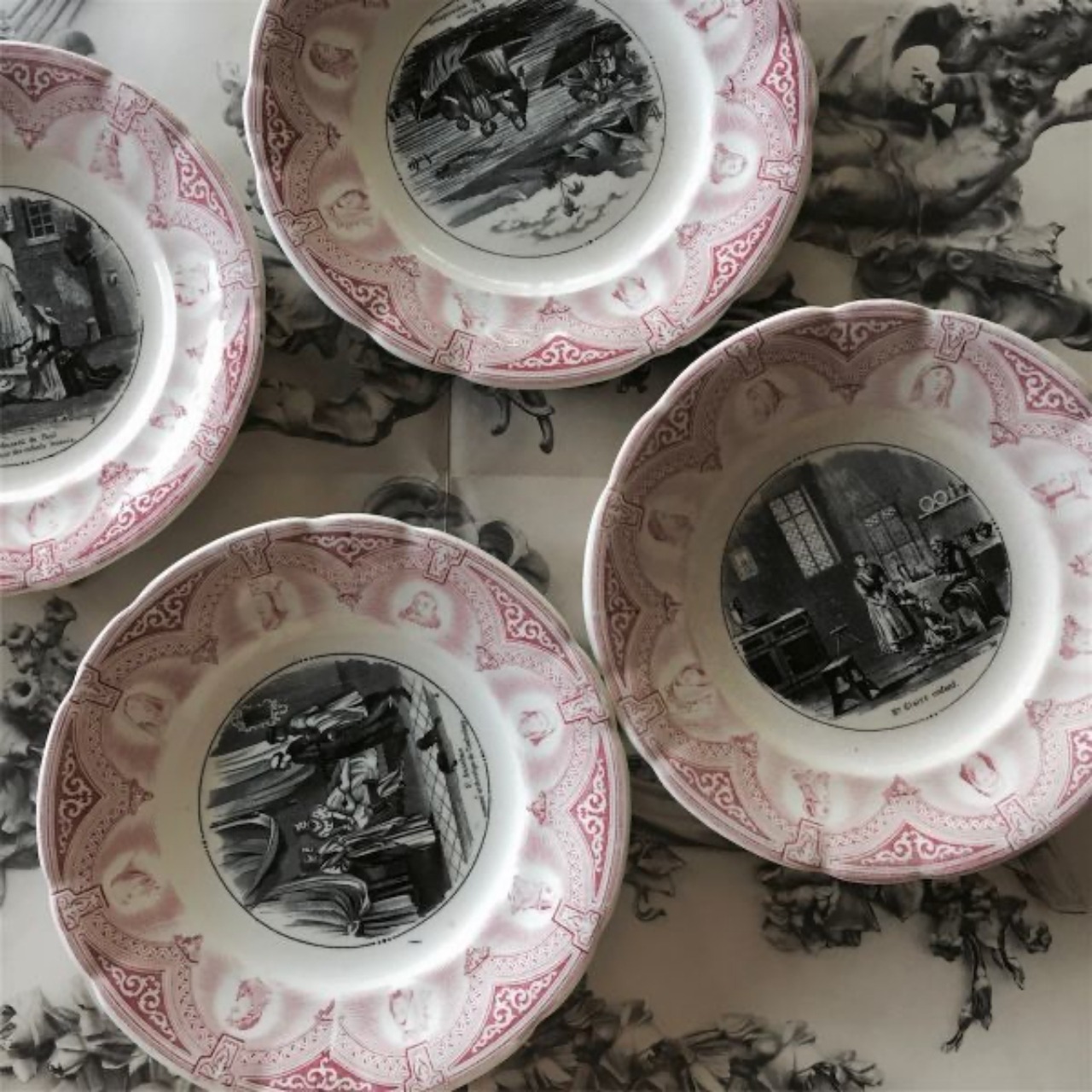 1875s~ Sarreguemines 聖人と聖人と聖人たちのプレートc サルグミンヌ