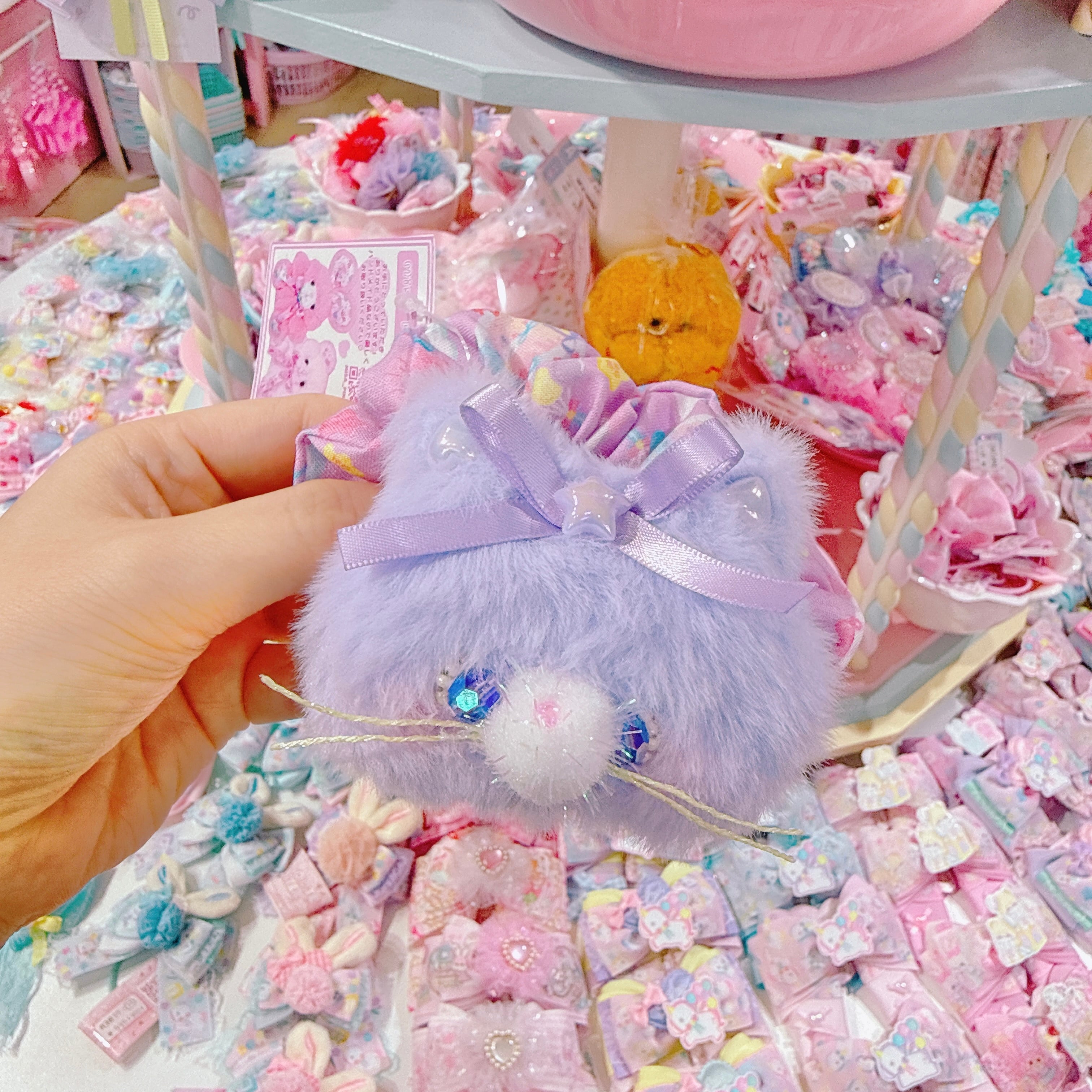 【A4】103-1ねこっころシュシュ