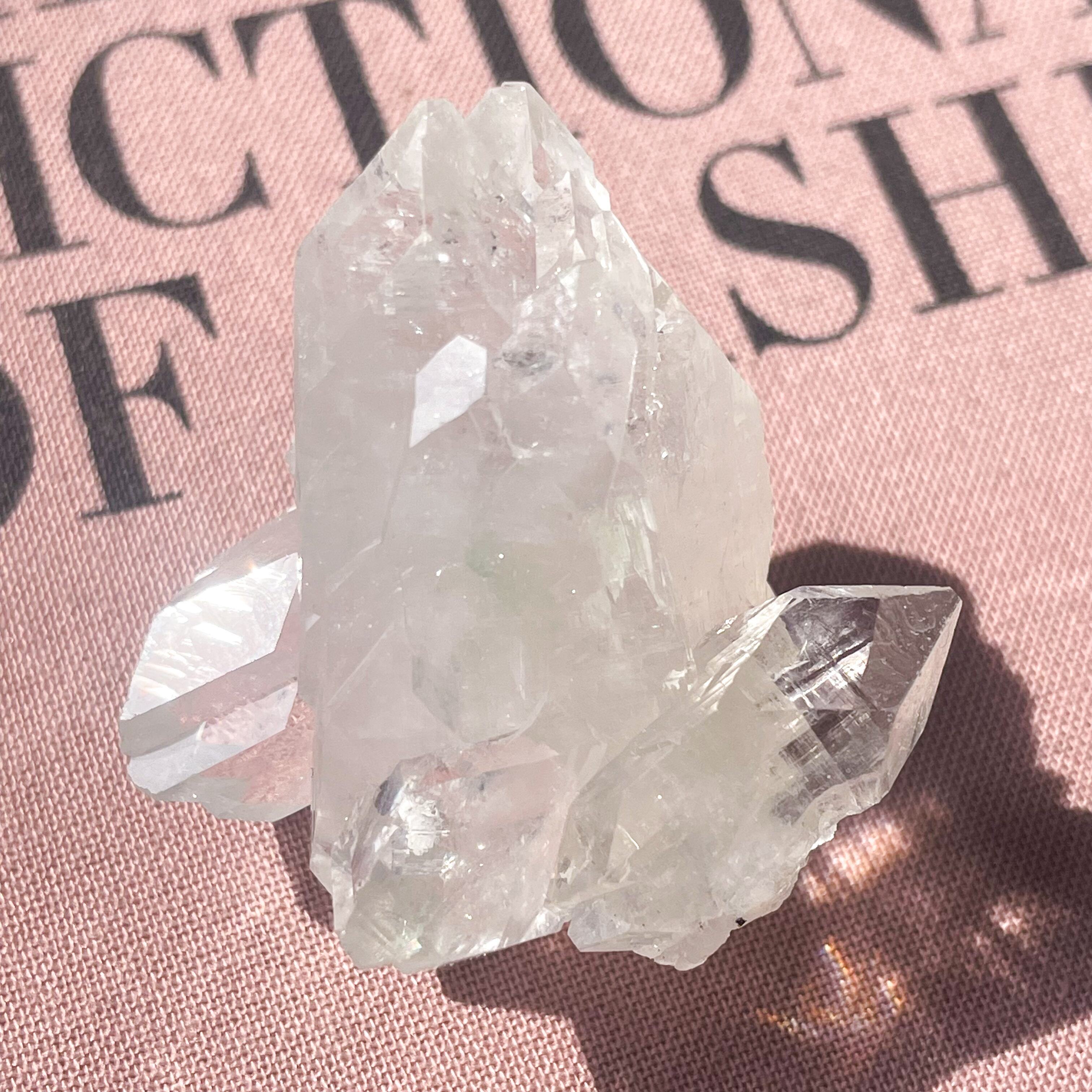 Apophyllite Cluster ✧ アポフィライト 17