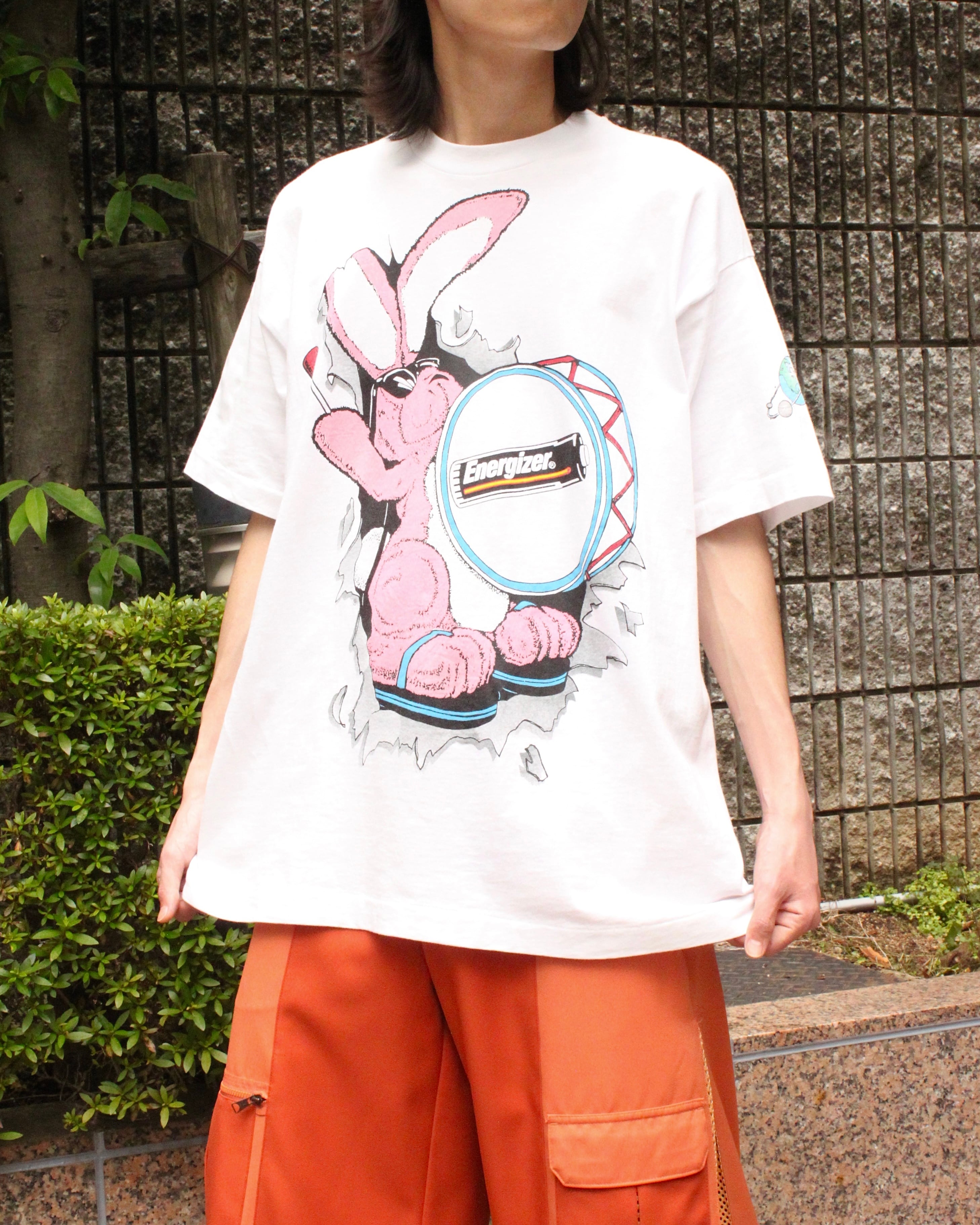 90s FRUIT OF THE LOOM "Energizer" Bunny Print Tee
