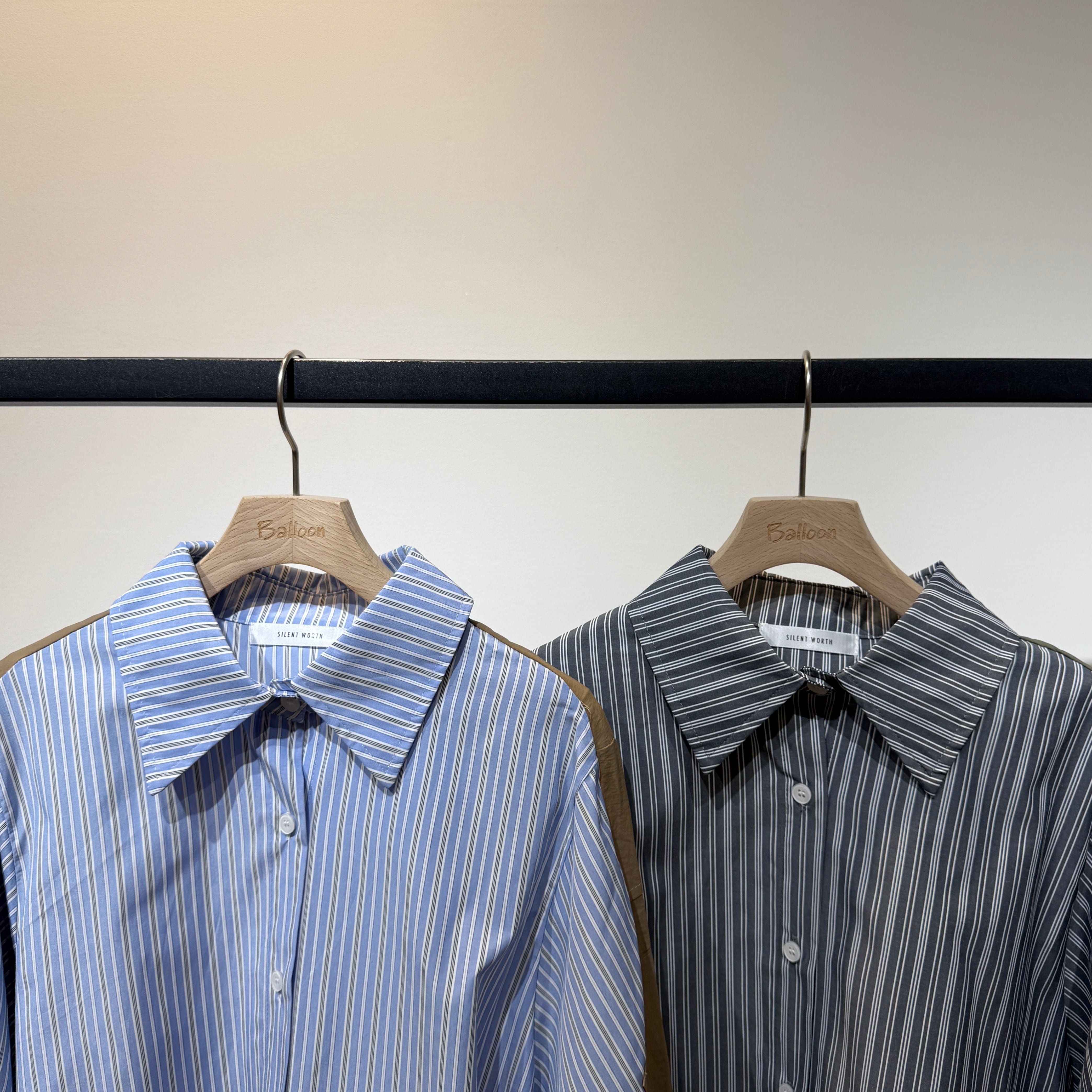 先行予約 / オンライン限定】袖異素材配色ストライプシャツ | トワミー