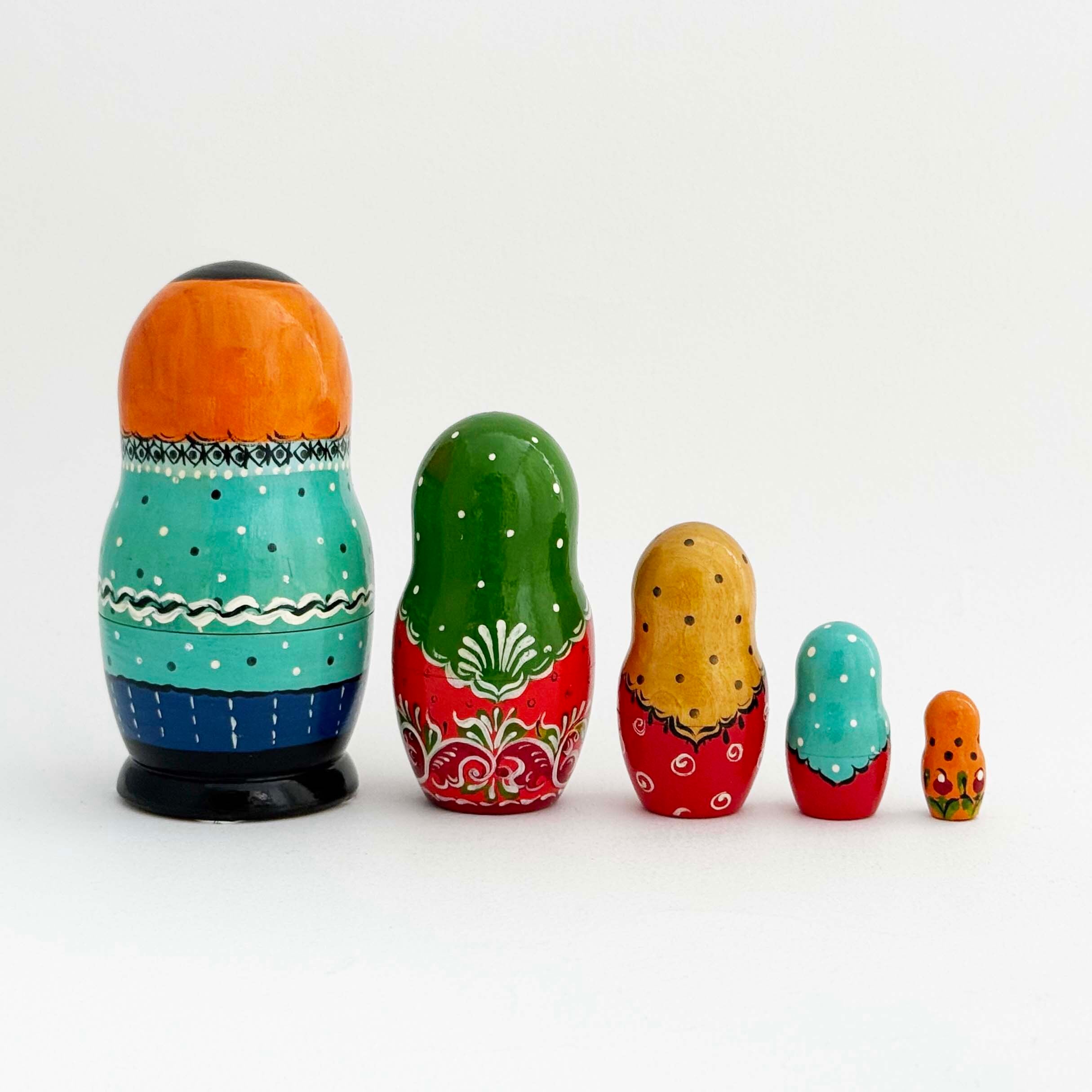 アルハンゲリスク産マトリョーシカ(家族5個組)